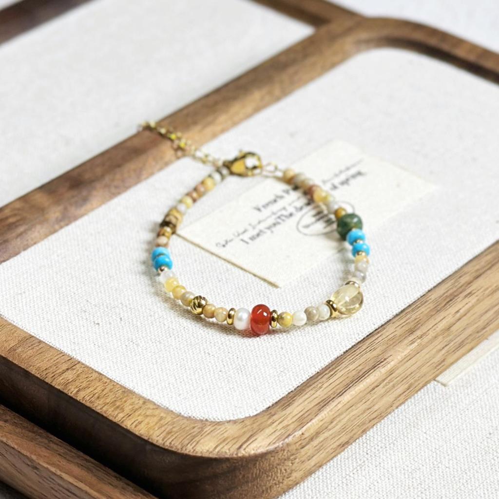High-End Red Agate, Turquoise & Crystal Women's Bracelet with Natural Pearl