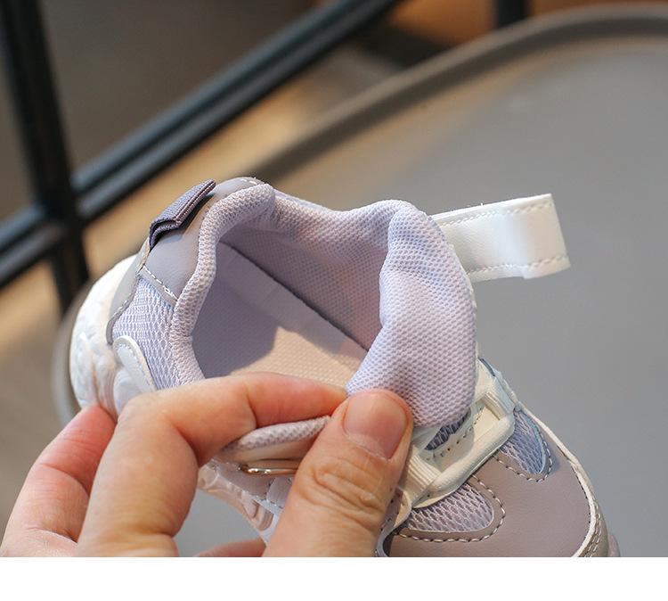 Unisex Kids Breathable Running Shoes - Soft Sole Little Sneakers for Spring & Autumn