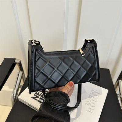 Solid Color Simple Light Luxury Temperament Shoulder Bag Women'S Spring And Summer Diamond Foreign Style Underarm Bag Fashion Women'S Bag