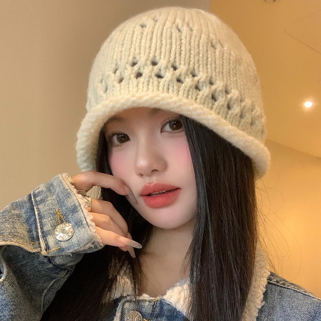 Hollow knitted headgear female niche retro literary temperament versatile big head circumference showing face small pullover hat