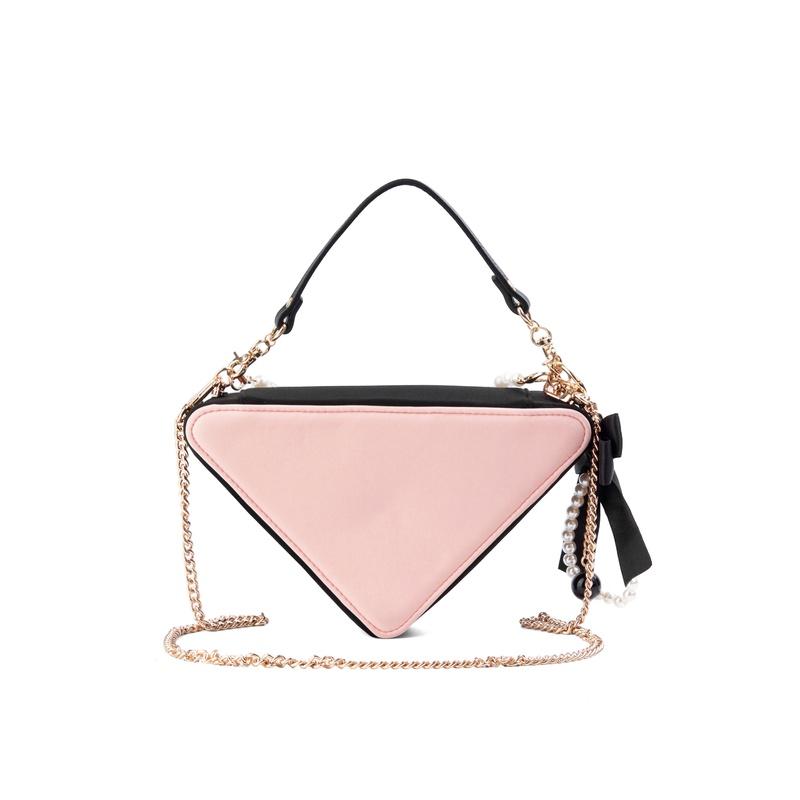Prada Kosmetiktasche/Kulturbeutel [Personalisierte Tasche] Leder mattierte Perlen und Dingo-Kettenverzierung, exquisit und elegant, künstlerisch Mattierte Perlen