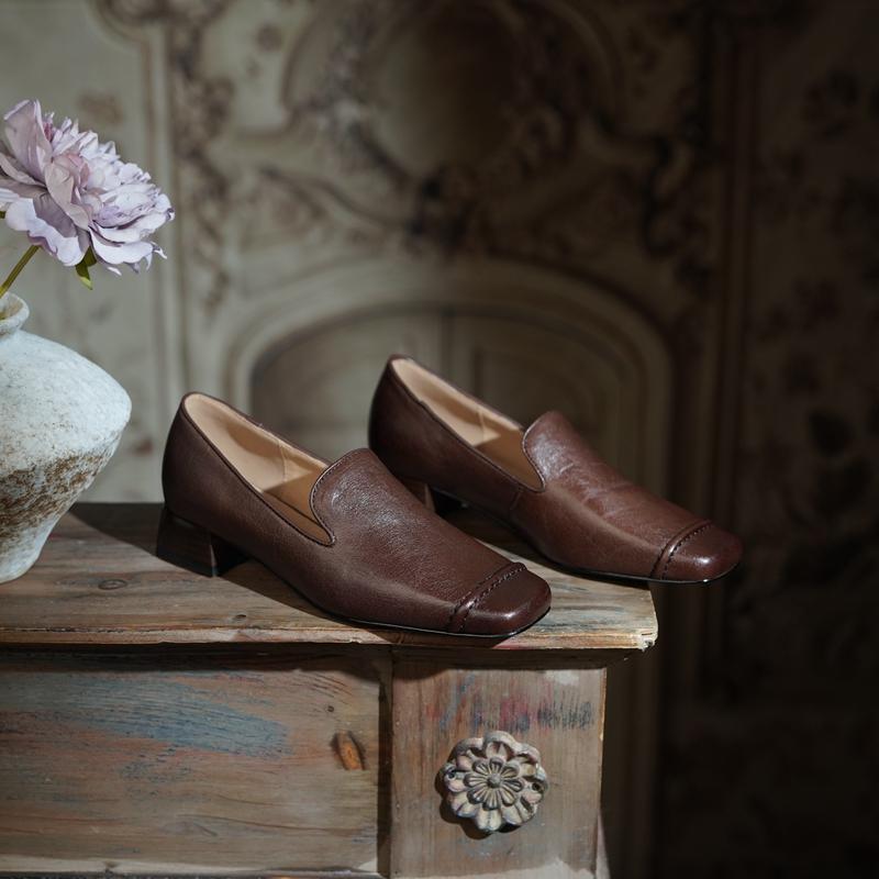 Fashion New Genuine Leather Mid Thick Heels High-quality Pumps Women Square Toe Retro Pumps Office Shoes Luxury Shoes for Women 2025