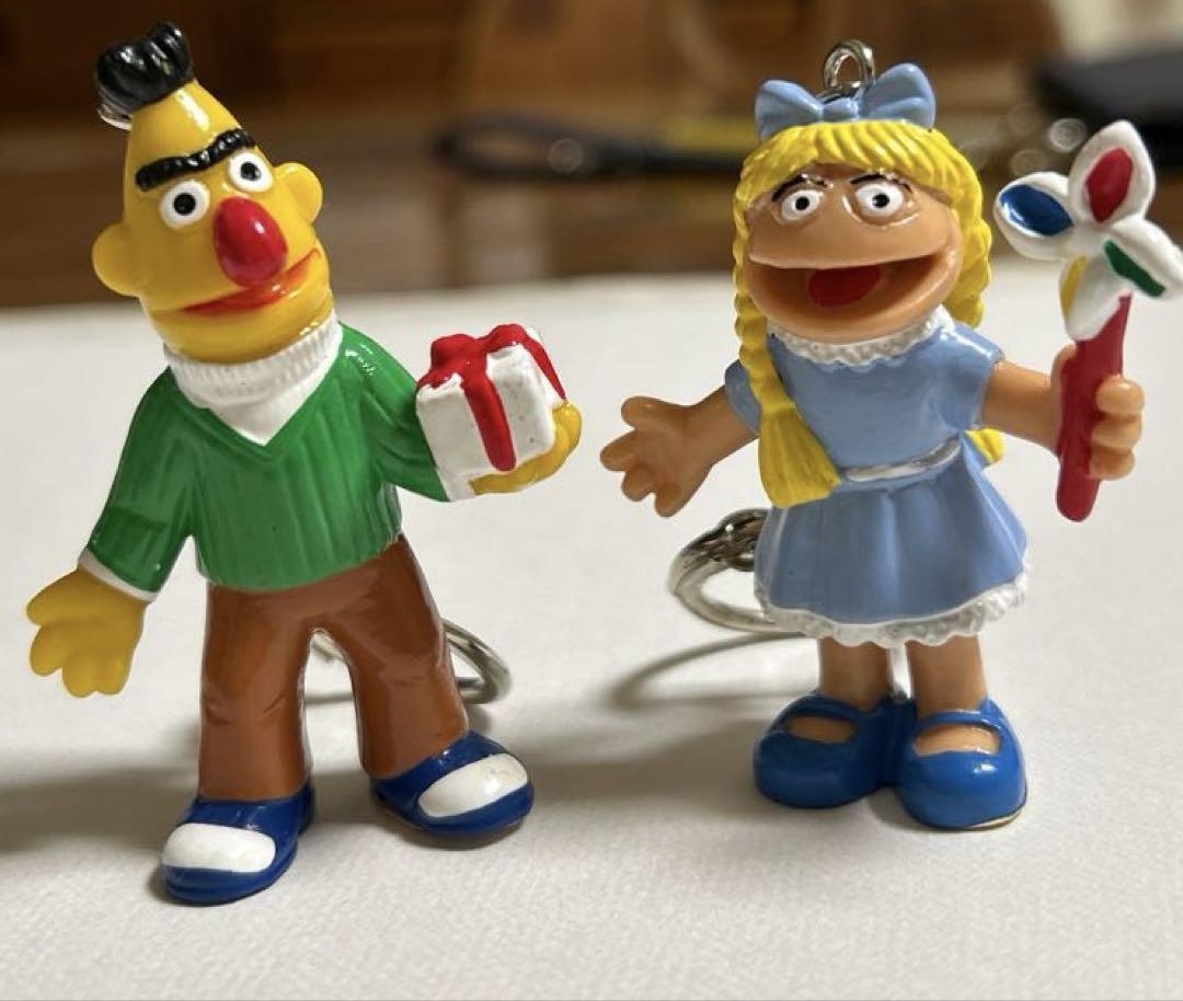 

[USED] Betty Lou & Bert & Cute Keychain Figures by BULLY (Germany)