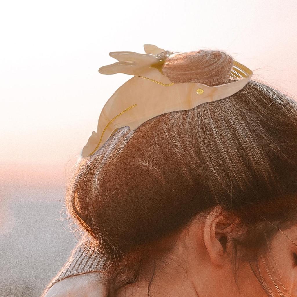 Shark Hair Claw Clips Jaw Clip for Women Girls Long Beige