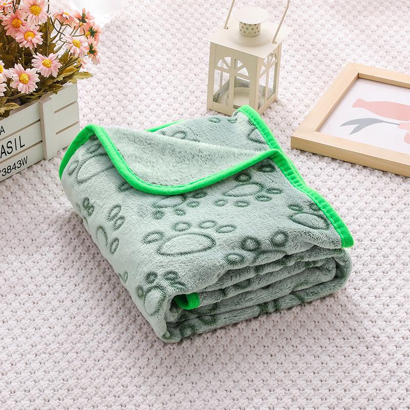 Ultra Soft Fluffy High Quality Pet Blanket Cute Cartoon Pattern Pet Mat Warm and Comfortable Blanket for Cat Dogs Cat Bath Towel