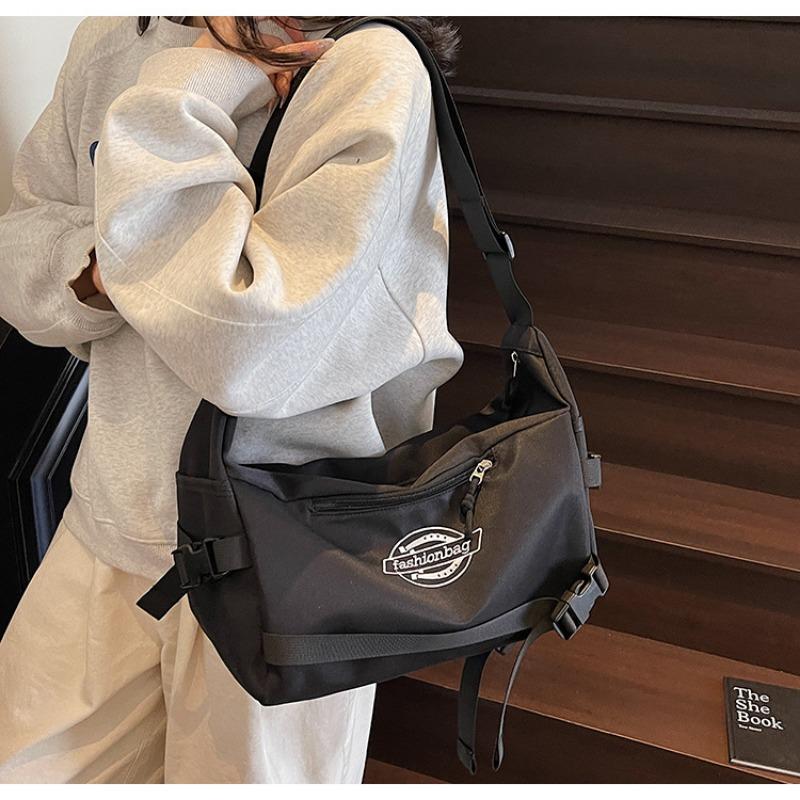 New spring trendy brand literary men's and women's casual daily mailman single shoulder oblique span bag