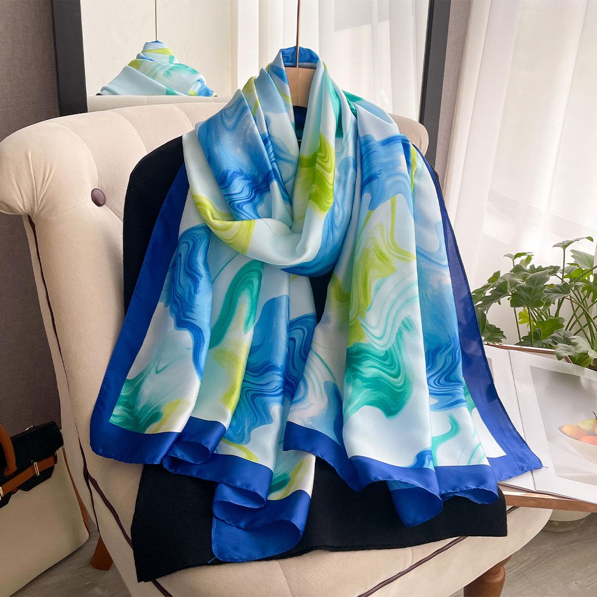 

2025 Luxury Brand Spring Summer Autumn Women Clothing New Fashion Color Matching Printed Silk Scarf Lady Popular Turba синий