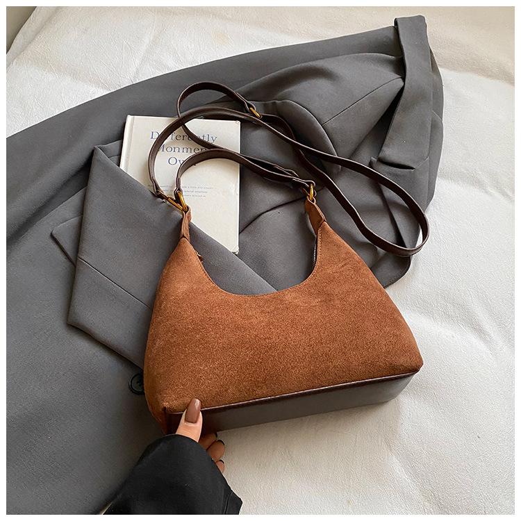 Casual Underarm Bag Autumn New High-value Fashionable Large-capacity Tote Bag Fashionable Simple Shoulder Bag