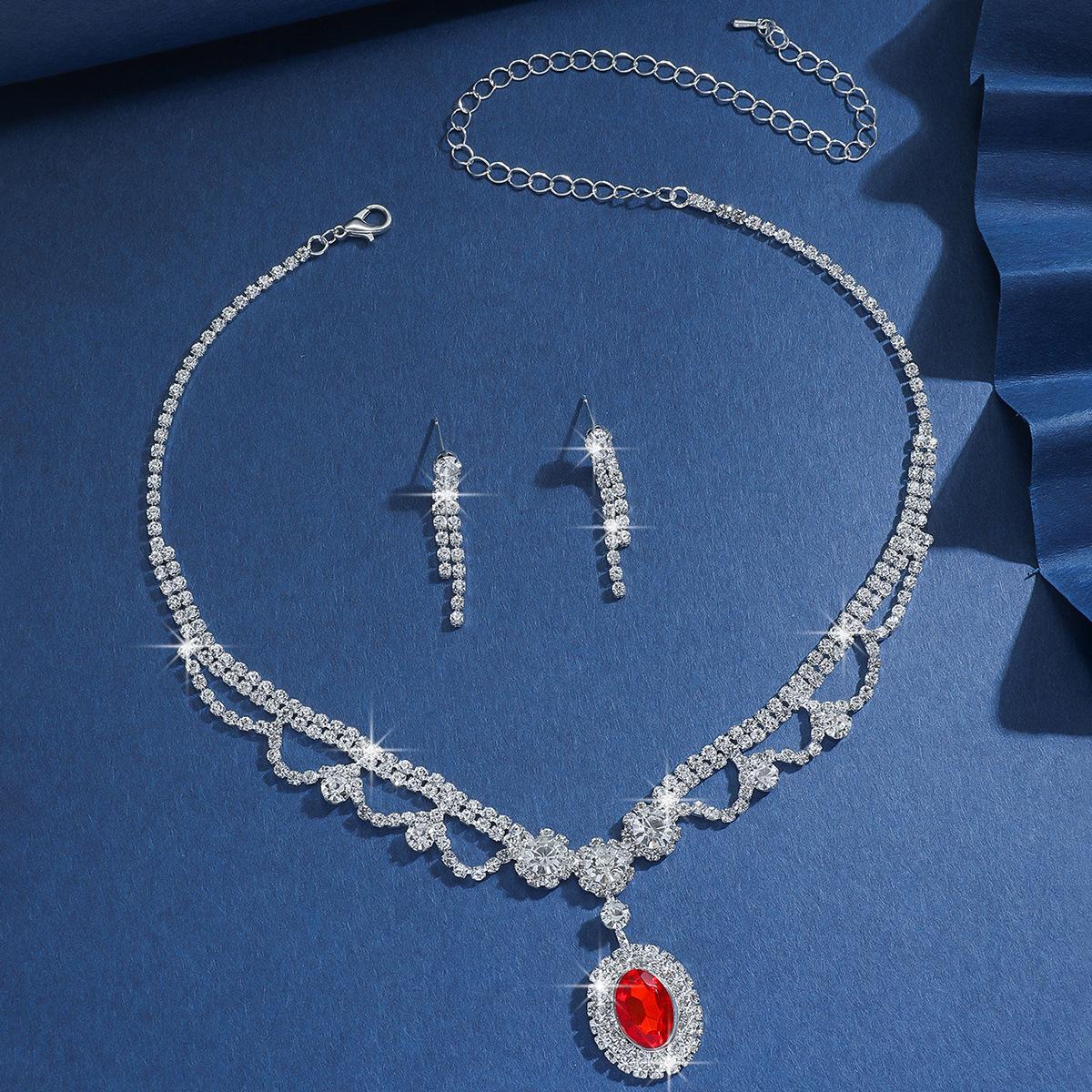 Сладкий темпераментный набор ожерелья и серег, легкая роскошь, высокое чувство, цепочка на ключицу, простой маленький свежий свадебный набор ожерелья для женщин