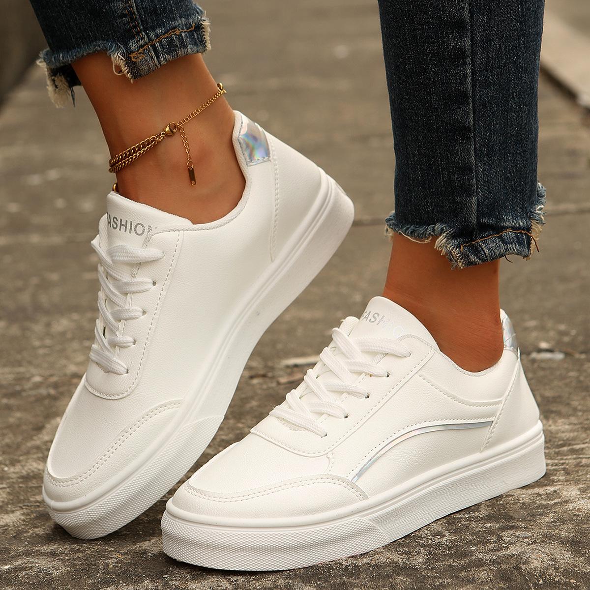 

2025 Spring New Versatile White Shoes Women s Summer Sports Flat Casual Plus Size Comfort Plate Shoes 36