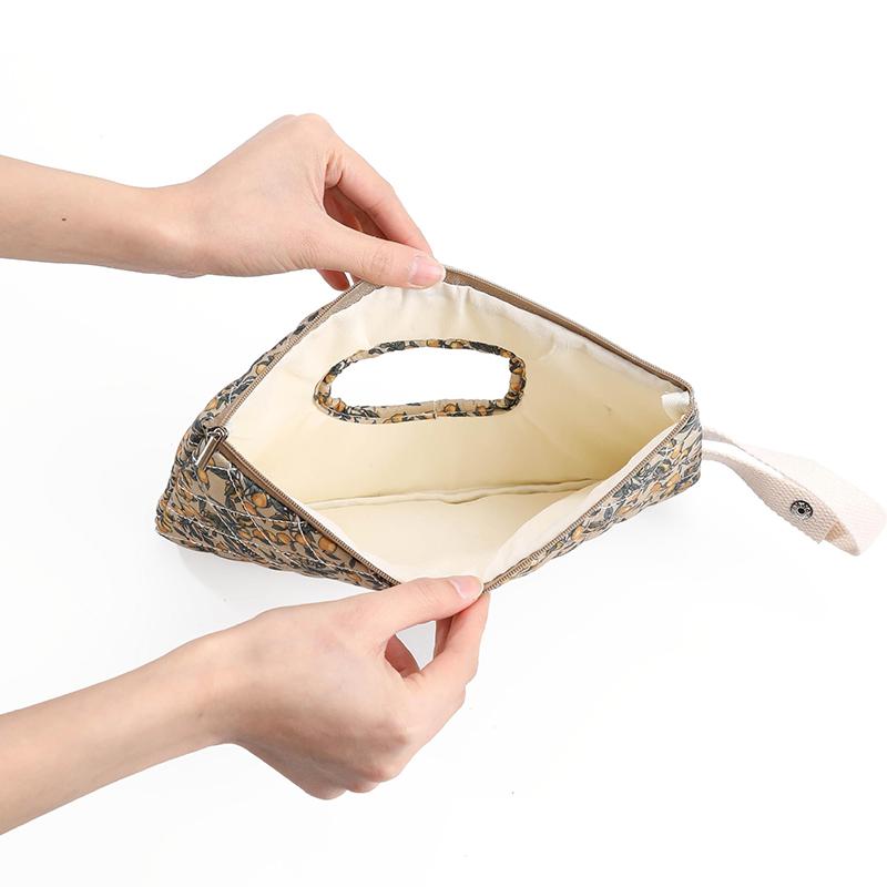 Quilted Diaper Wipe Pouch Portable Mommy Bag Refillable Floral Baby Wipe Holder For Travel Stroller Daily Casual[HGPD]