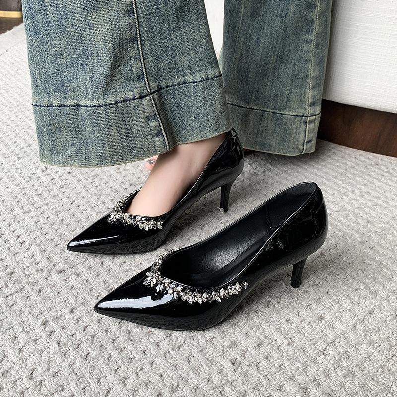 Rhinestone high heels women's 2025 new commuter pointed patent leather shallow mouth Korean version single shoe temperament 3cm stiletto leather shoes