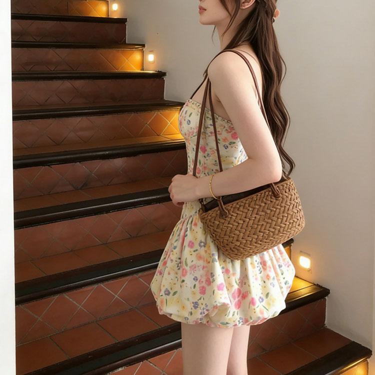 Sleeveless Floral Suspender Dress Female Summer Waist Slim Slim Slim Fairy Wind Sweet Holiday Pullover Short Skirt