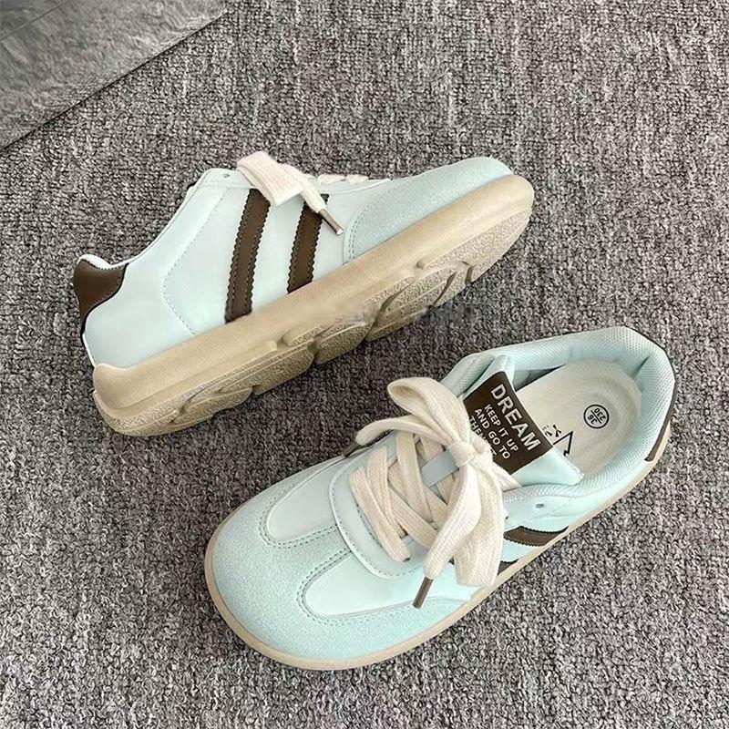 

Chic white shoes women s Birkenstock retro German training shoes women s and women s models 2025 spring and autumn new versatile thick baseplate shoes 35