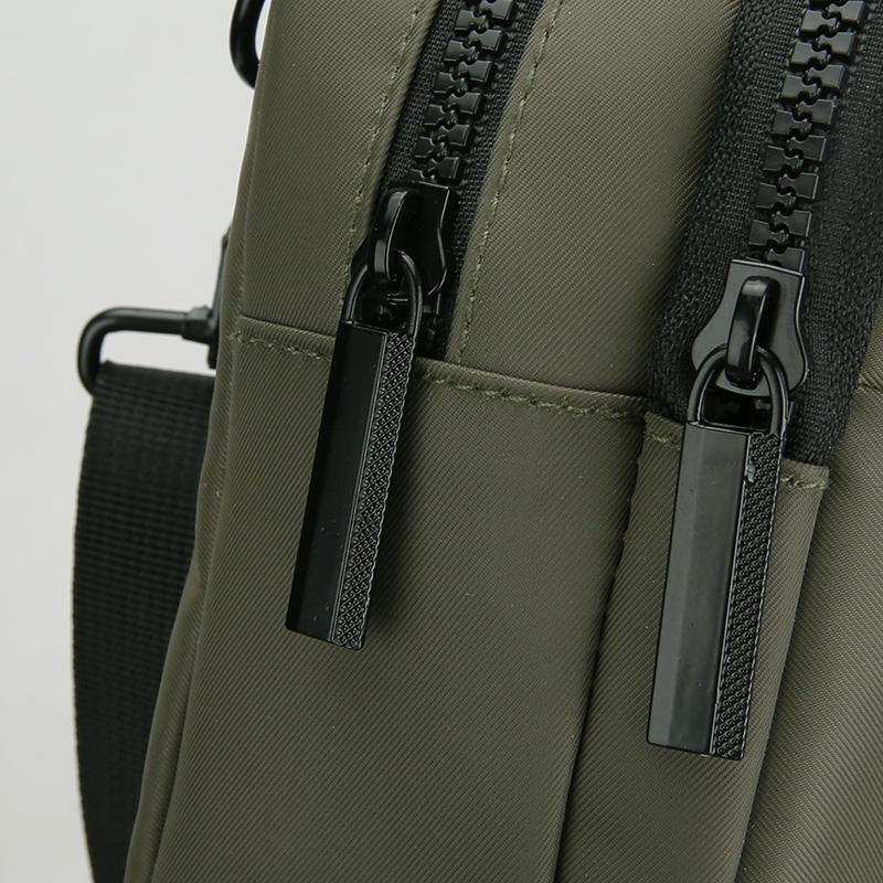 Herren Outdoor Brusttasche Umhängetasche Multifunktionale Umhängetasche Wasserdichte Kuh Handy Tasche