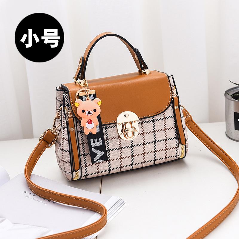 Autumn and winter new trendy fashion simple shoulder small square bag Korean version versatile messenger bag