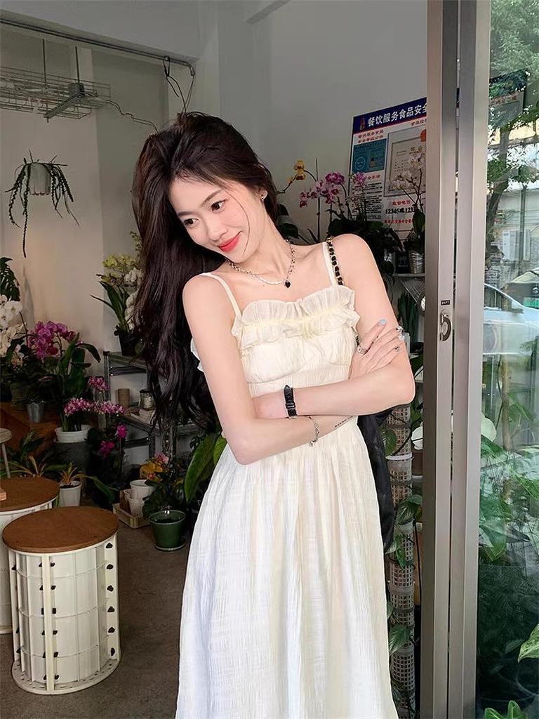 Summer 2024 Women's Petite French White Suspender Maxi Dress