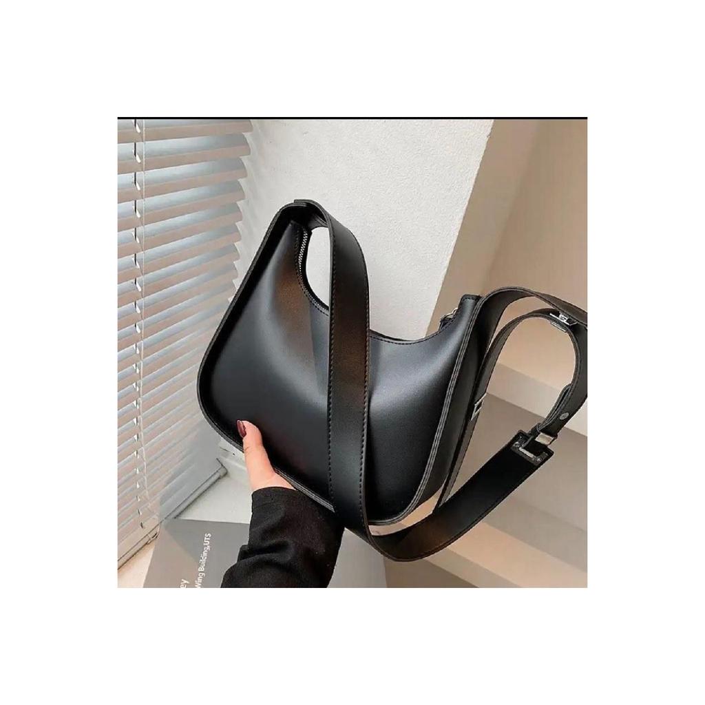 Women's Strap Hand Shoulder Crossbody Baguette Bag