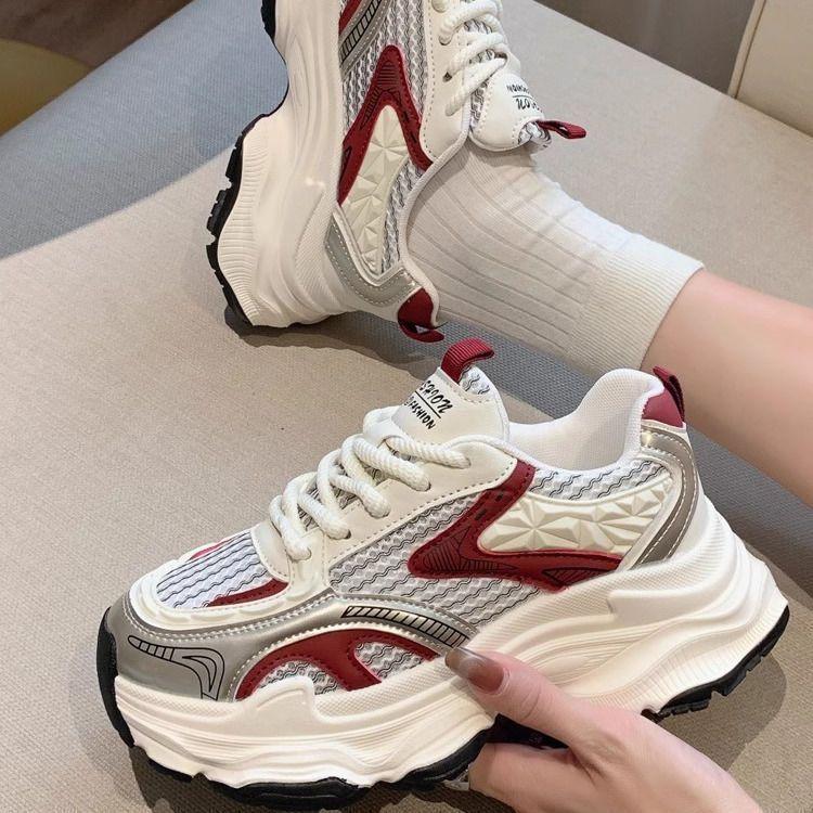 Platform Dad Shoes Spring and Autumn 2025 New Korean Version Inner Height Increase Women's Super Soft Muffin Bottom Sports and Leisure Shoes