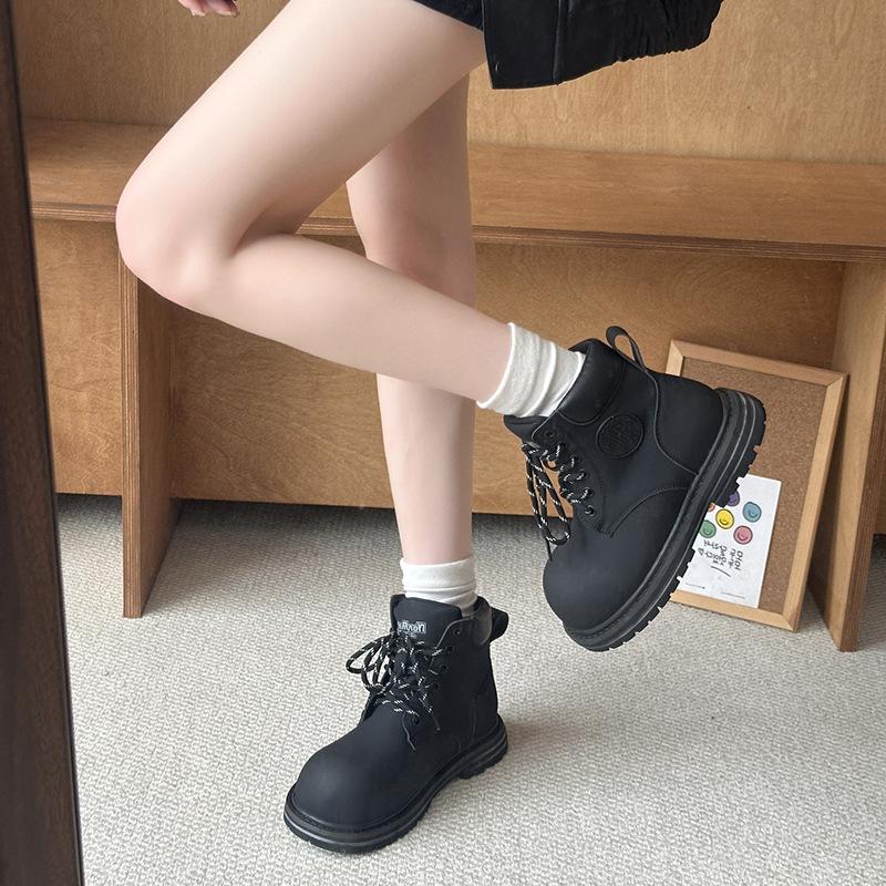 

Popular black retro British style platform Martin boots women s 2025 new autumn with skirt and thin short boots 40 чёрный