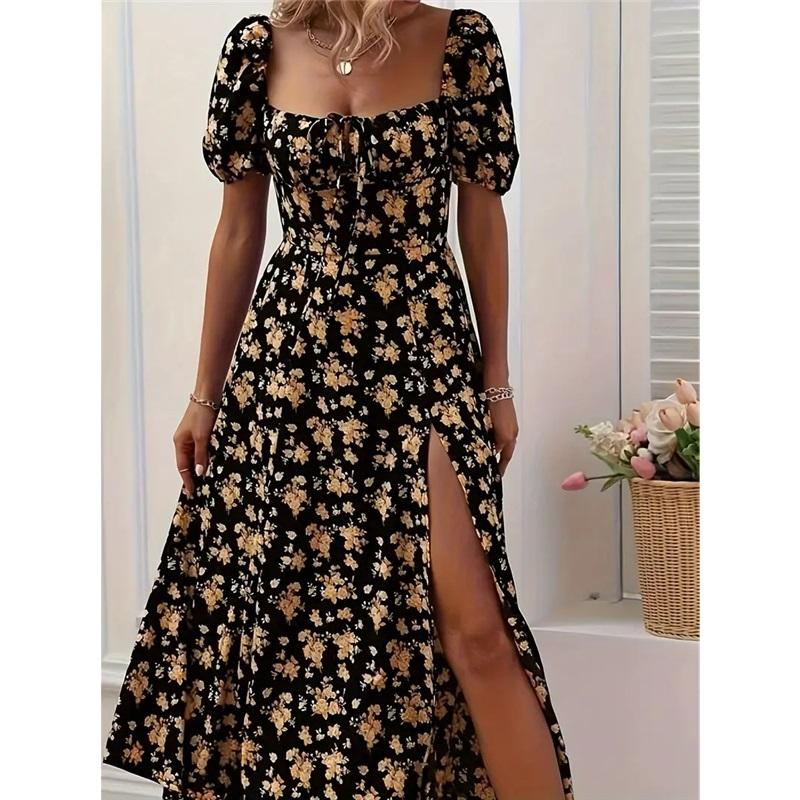 Bedrucktes Neckholder-Kleid mit schmalem Schlitz und Blumenmuster im französischen Stil