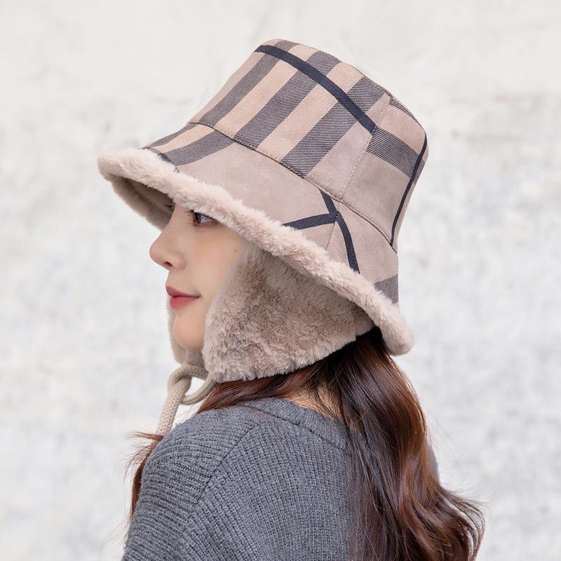 Autumn And Winter Plaid Bucket Hat Women'S Velvet Warm Ear Protector Removable Basin Hat Japanese Short Brim Casual Tide