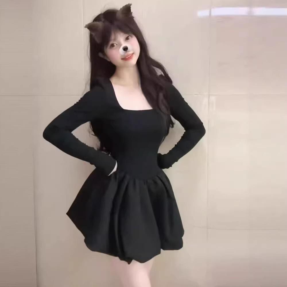 Hepburn Square Neck Black Long Sleeve Slim Dress with Puffy Skirt