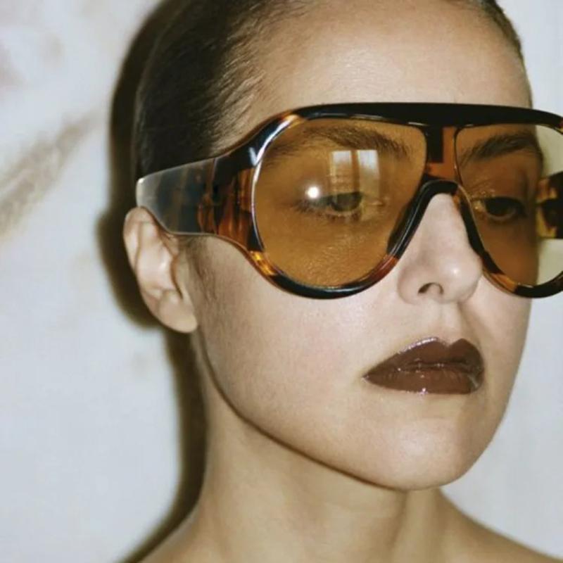 2026 New Fashion Oversized Frame Sunglasses Premium Trendy Sun Glasses UV Protection Eyewear Classic Driving Shades