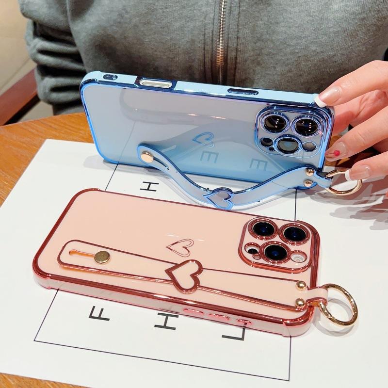 Electroplating Love Applicable iPhone17promax Hollow Love Wrist Strap Apple 16 Bracket Protective Cover 15 Soft