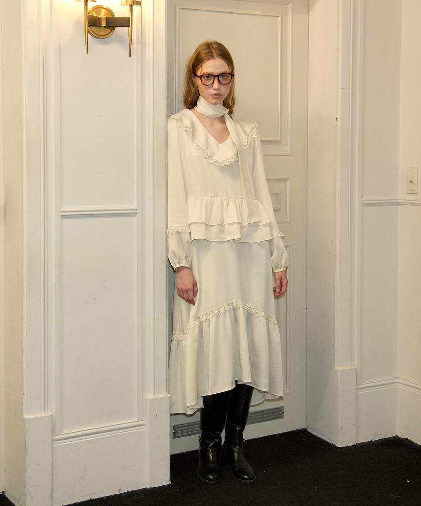 Salon De Yon Scarf Ruffle Long Dress_ Ivory