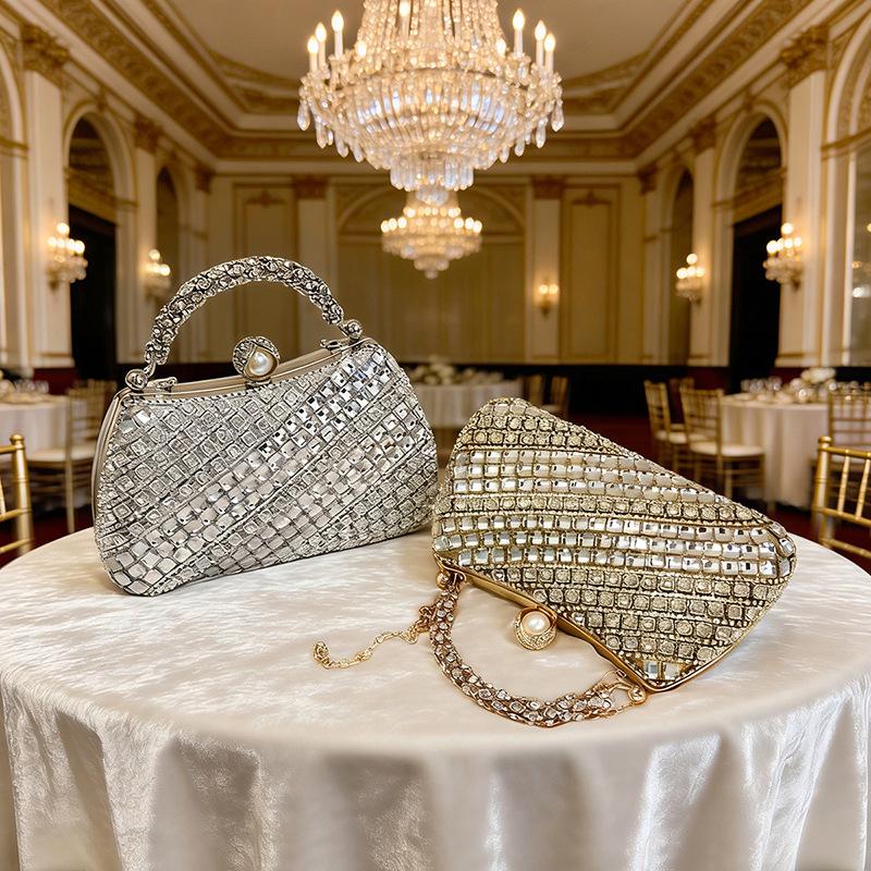 2026 New High-end Personality European and American Style Fashion Diamond Bag Rhinestone Handbag Chain Fashion Style