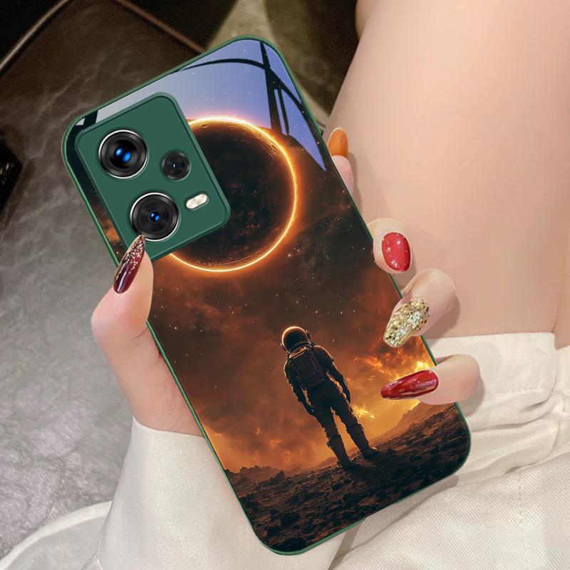 Red Moon Explorer For Xiaomi 14 Ultra 13 Lite Redmi Note 13 11 Pro 12 Plus Poco X6 3 Pro F4 6 GT Tempered Phone Case