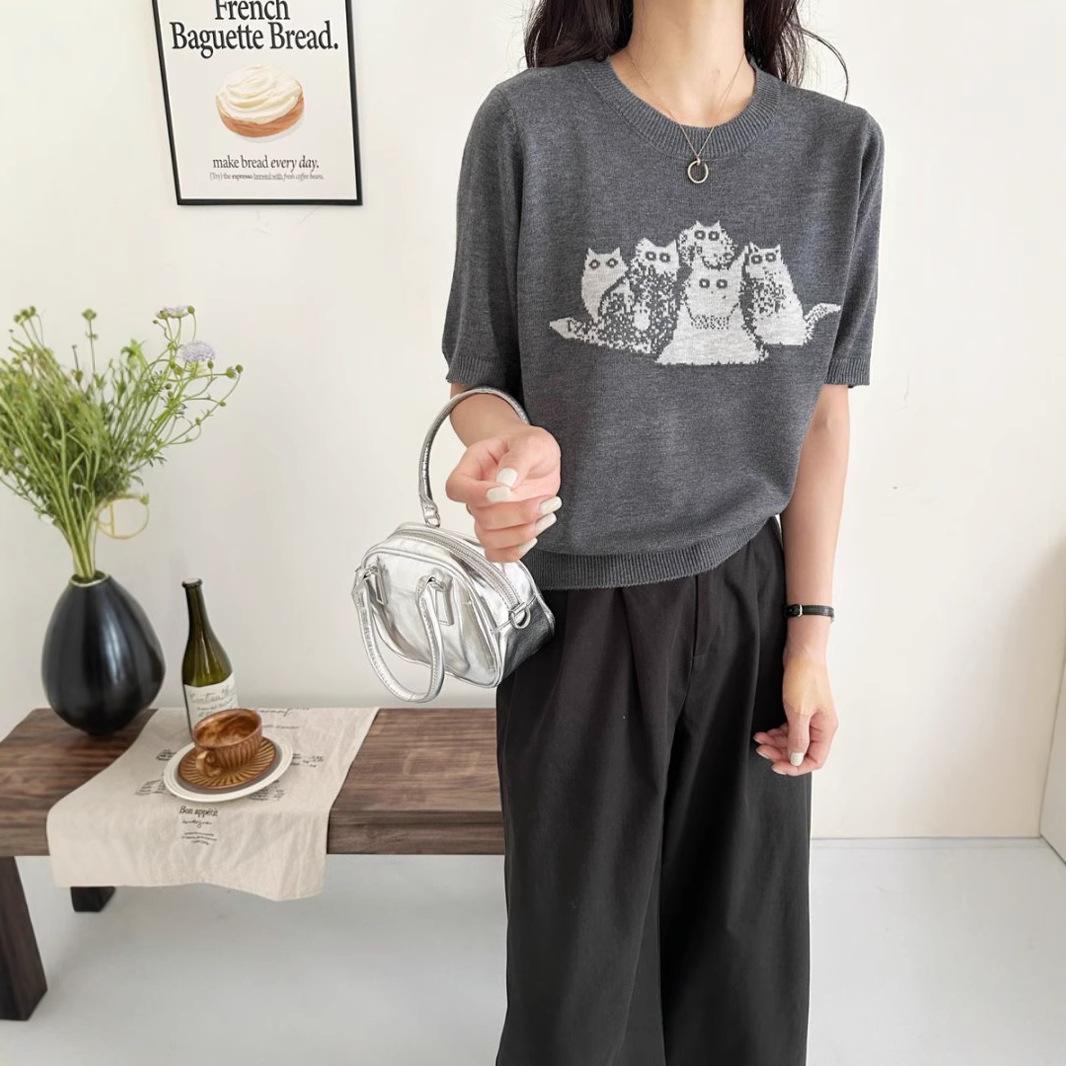 

2025 Корейская Мода Женская Свободная Трикотажная Футболка с Круглым Вырезом, Скрывающая Живот, Короткий Рукав, Дизайн с Мультяшным Котенком XL темно-серого