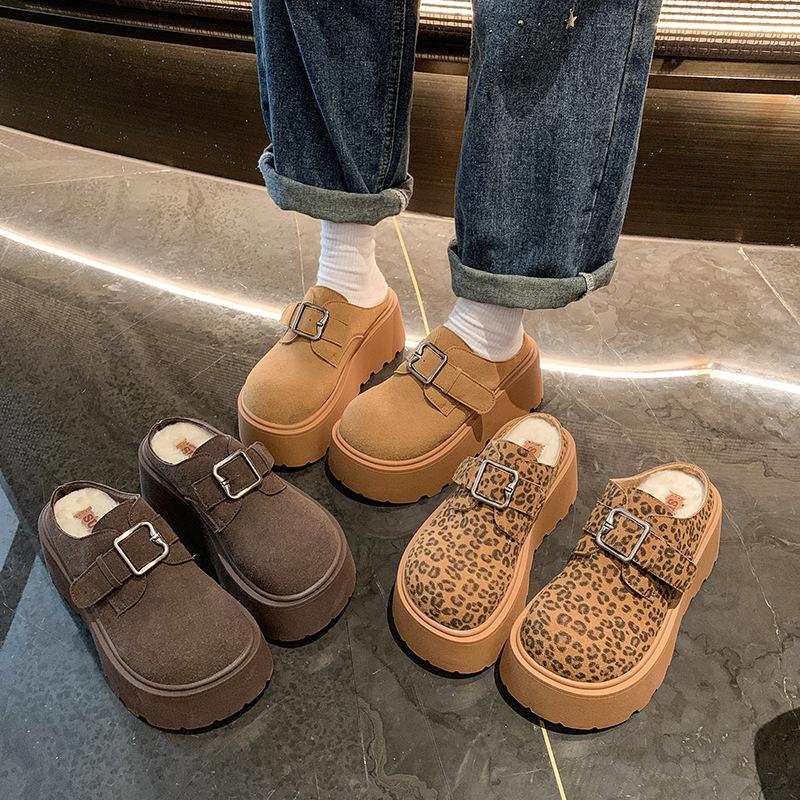 Fashion Winter Baotou Slippers Women's Fashion Round Head Deep Mouth Suede with Velvet Thick Sole Wedge Casual Shoes for Women