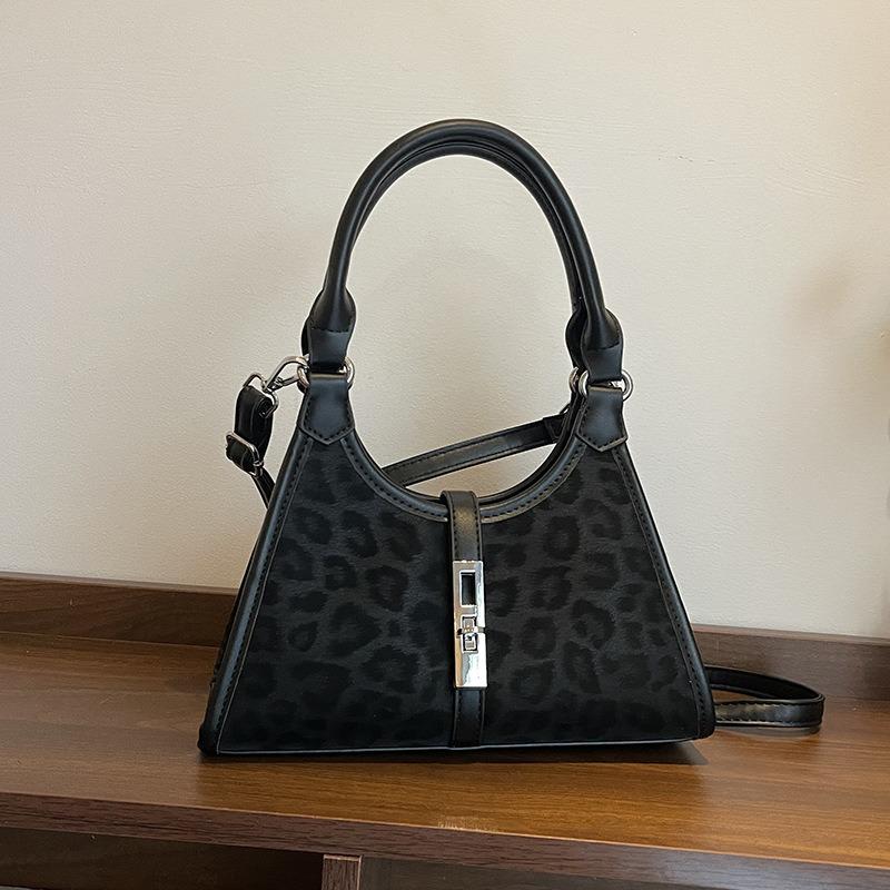 

Нишевый дизайн сумка-ведро ручная сумка-мессенджер женская новая модная универсальная маленькая сумка высокого класса чёрный