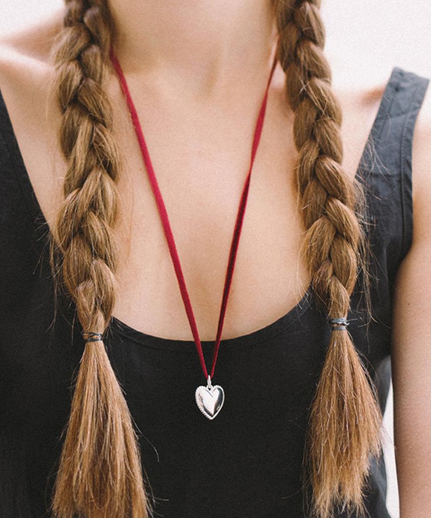 Worthword L.C.A Heart Velvet Necklace_2 Types