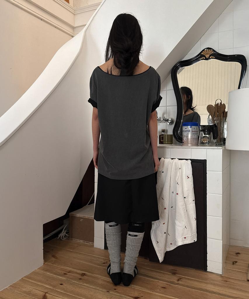 Daiaegeuneol Low Rise Midi Skirt (Black)