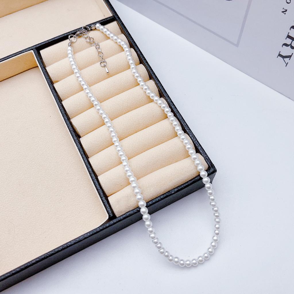 White Shell Pearl Necklace - Elegant & Luxurious Jewelry for Women