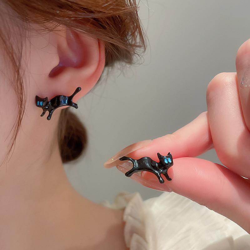 New Funny Small Black Cat Earring for Women Girl Fashion Cute Animal Kitten Earrings Fashion Party Festival Piercing Zircon