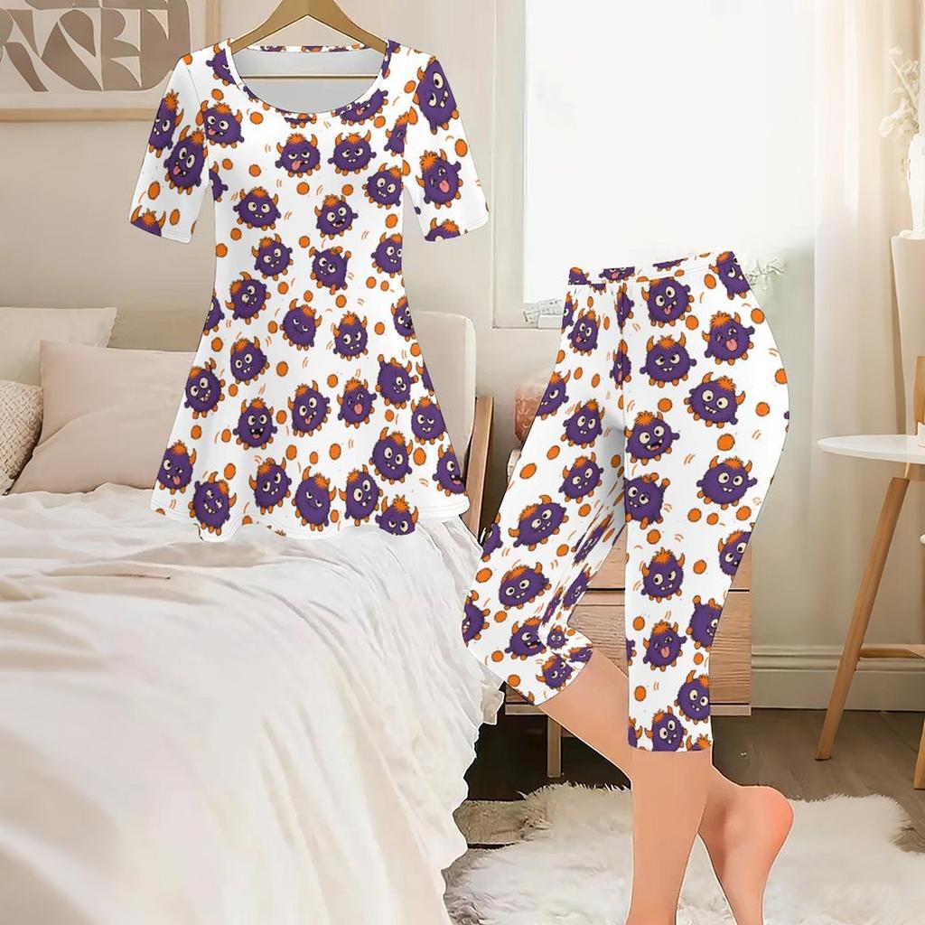 Women Plus Size Printed Round Neck Short Sleeve Flared Top Capri Pants Two Piece Loungewear Set