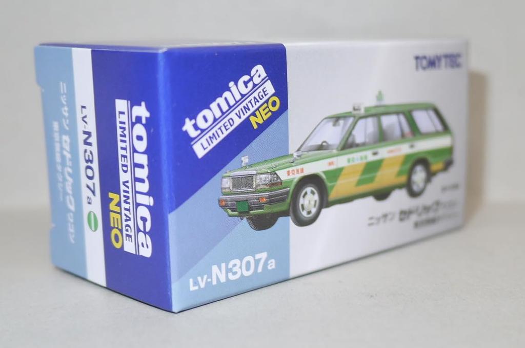 Tomica Limited Vintage Neo 1/64 TLV-N307a Nissan Cedric Wagon Tokyo Musen Taxi Ready-to-Display Model