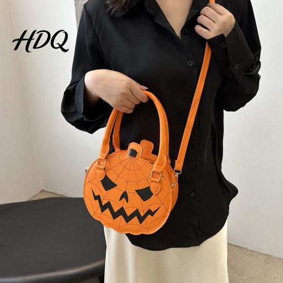 Casual Halloween Decor Pumpkin Purse Women Novelty Crossbody Bag Spooky Cute Purse Handbag for Trick or Treat
