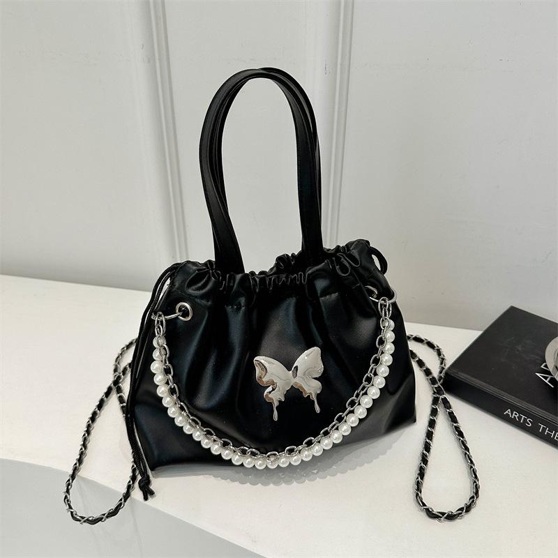 

2024 корейская версия сумка-рюкзак с бантом женская весна-лето новая мода жемчужная цепочка многоцелевая сумка-мессенджер сумка-ведро чёрный