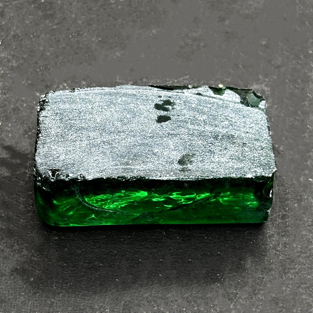 Lab-Created Green Emerald Loose Gemstone 272.30 ct Rough Uncut for Lapidary and Gem Collections