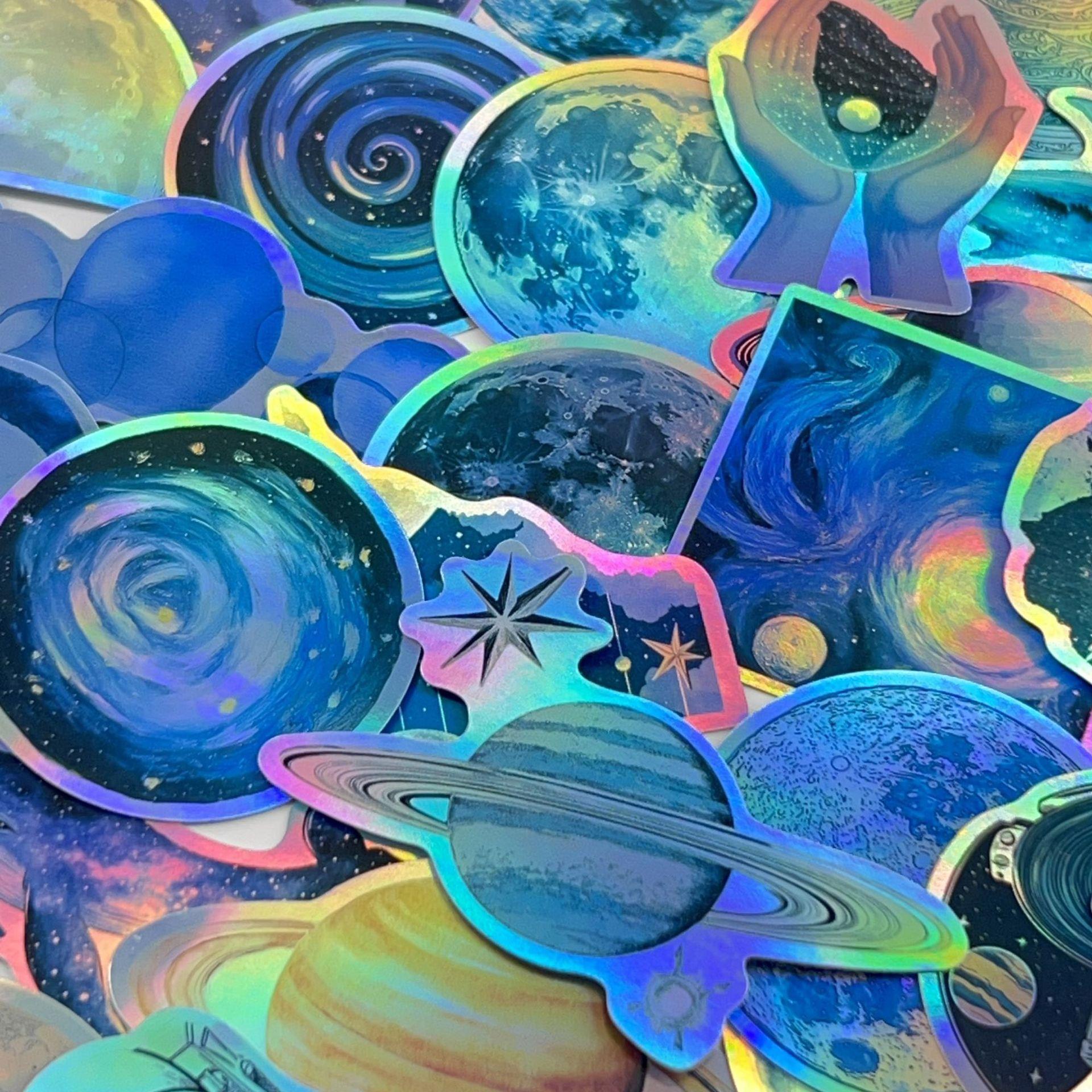 

50 Мультяшных Лазерных Синих Космических Граффити Наклеек Украсьте Гитарный Блокнот Чемодан DIY Водонепроницаемые