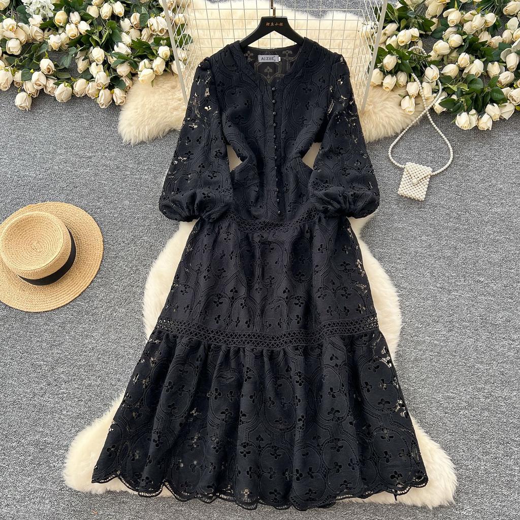 High-end Fashion Dress Women's Spring New French Waist Thin Hollow Crochet Lace Ruffle Edge Dress