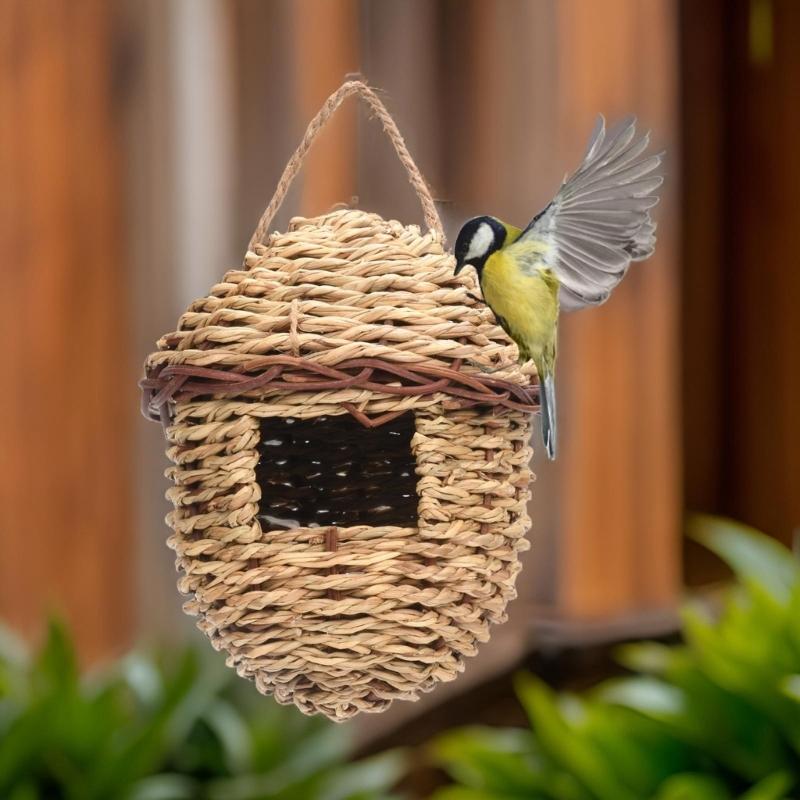 Small Hanging Bird House for Outdoor Handwoven Grass Hummingbirds Nest for Garden Shelter Place for Finches Bird Supply