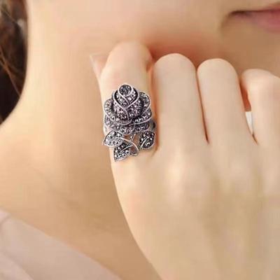 Übertriebenes Retro Diamantbesetztes Rosen-Design Künstlerische Atmosphäre Hofstil Personalisiertes Design Temperament Essensring