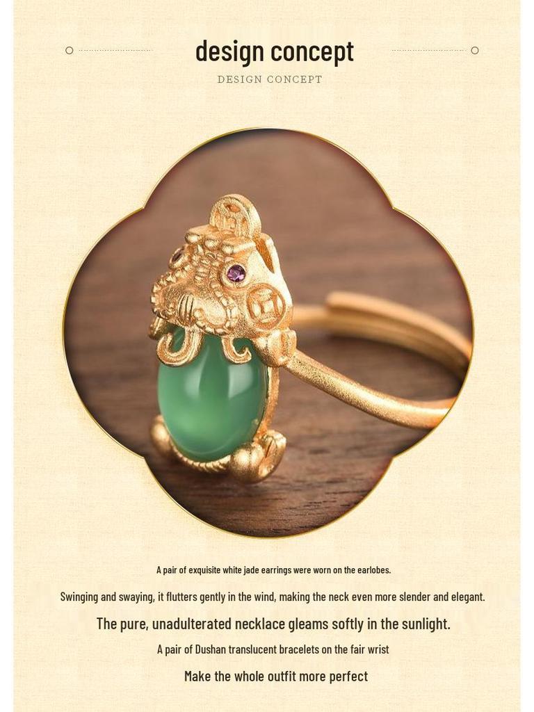 Ethnischer Stil Messing Vergoldeter Pixiu Ring mit Chalcedon