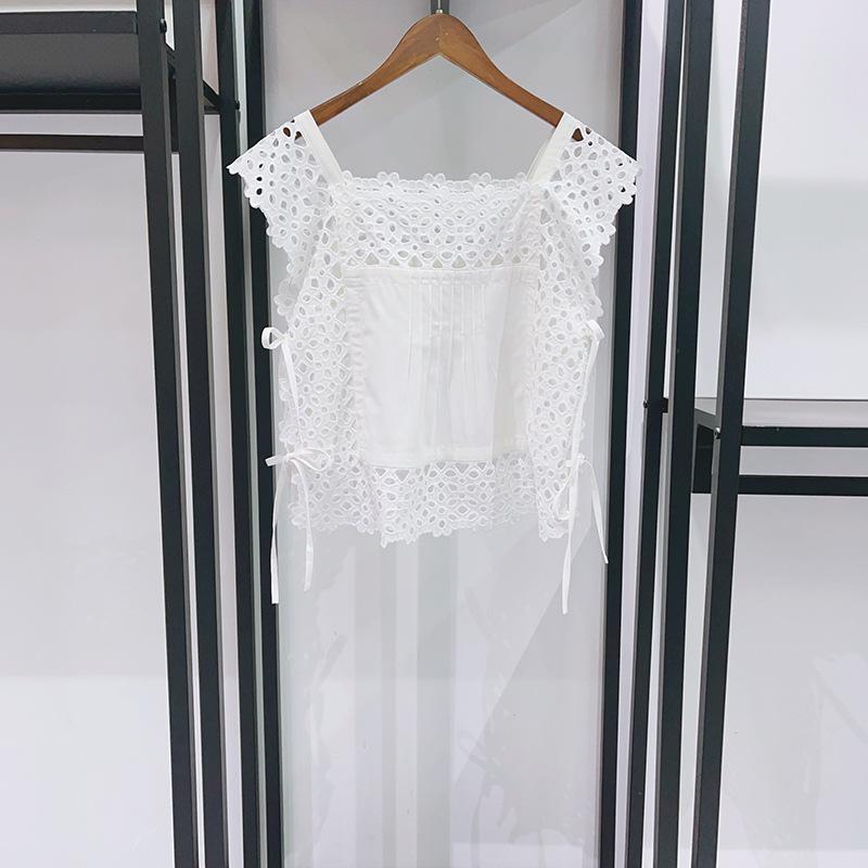2026 French Niche White Lace-Up Flutter Sleeve Top & Loose Mid-Length Pants Set